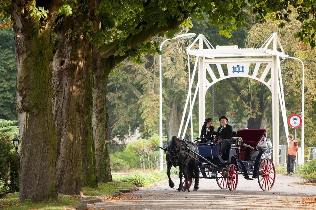 B&B De Pastorie Bij Dokkum Reitsum エクステリア 写真